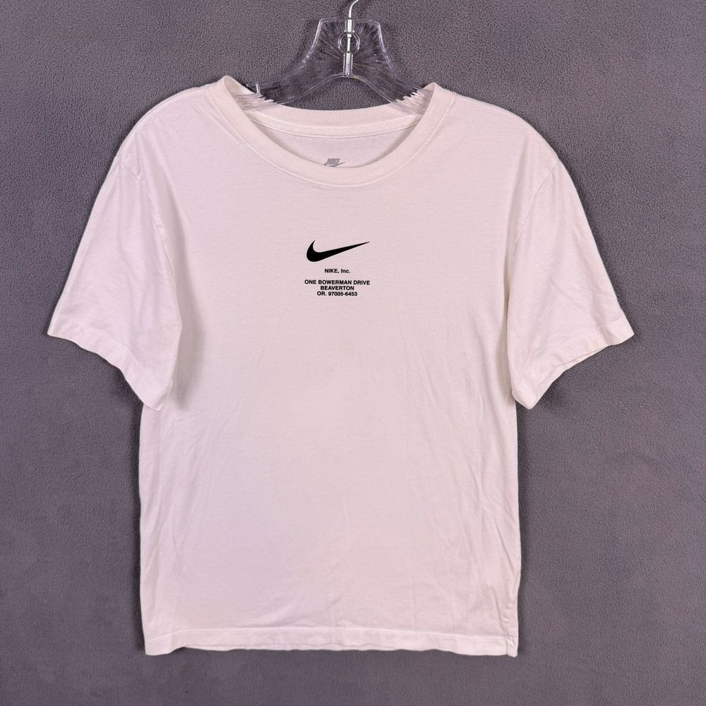 Nike Swoosh By Nike T-Shirt Mens‎ Small White Graphic Tee DZ2881-100